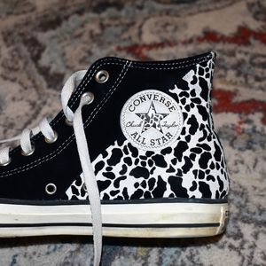 Suede Leopard Converse